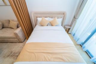 Elegant JVC Stay Luxury Amid Nature - 5