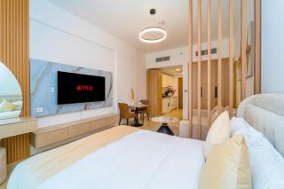 Elegant JVC Stay Luxury Amid Nature - 2