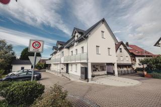Ferienwohnungen und Boardinghouse Heimbach in Renchen - Renchen - 6