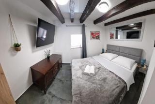 Island Chill Apartments TWO - 9