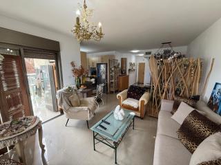 Kinneret View - 1st Row, Stylish Apartment - Tiberias - 9