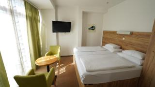Hotel Tesla - 3