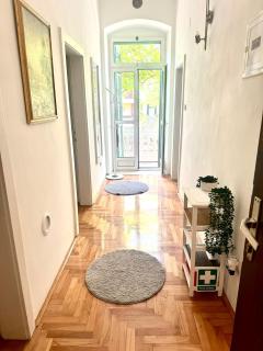 Top Location Downtown & Beach Bacvice Apartment - Split - 9