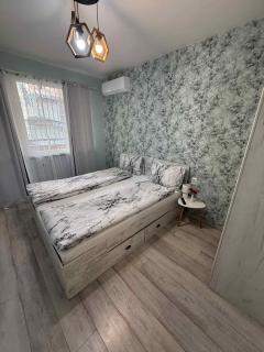 Spacious & luxurious apartment near Mall of Sofia - Sofia - 0