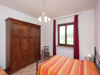 Stunning Farmhouse in Passignano with Pool - Passignano sul Trasimeno - 3