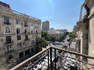 Cozy Central Flat - near 28 mall - Bakoe - 4