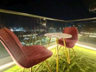 Rosewood - Entire Luxury Apartment - Partial day booking available - Ghaziabad - 4
