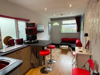 The Secret Maisonette Rochester - 9