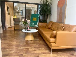 Prosperity B&B Downtown Shanghai - Yongkang Road Branch - Shanghai - 1