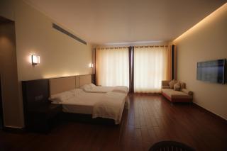 Nalluri Garden Resort - - 4