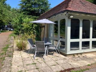 Yew Tree Farm Lodge - 8