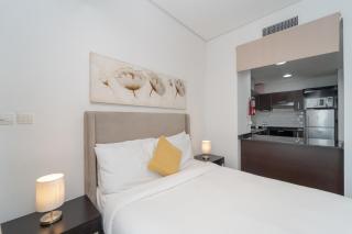 Luxury Living in Matrix Tower Near Sports City - 2