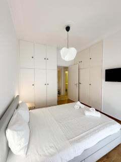 Acropolis Nest - 1