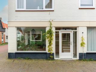 Pleasant holiday home in Vrouwenpolder with garden - 5