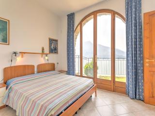 Wonderful flat with swimming pool, lift and garden - Gravedona - 3