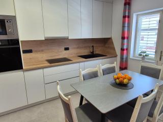 Apartments Gojak - Makarska - 6