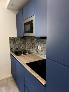 Rebecca's Apartments Sea View - Deluxe Family Accomodation - Anzio - 5