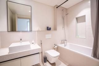 Lux Bright 2br With Palm Jumeirah Views - 4