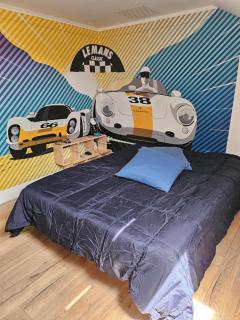 Chambre R proche circuit 24H - Ruaudin - 0