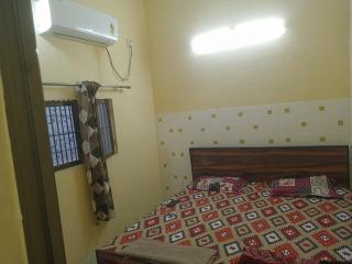 Abhinav Home stay - Ayodhya - 4