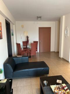 Modern 2BR Appartment near Finikoudes beach - Larnaka - Larnaca - 2