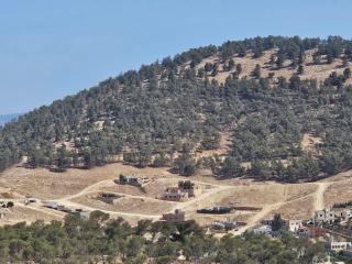 Sorjat Al Tal Chalet - - 1