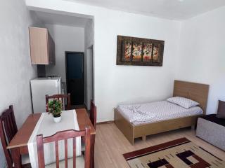 Dhoma Pushimi ' ERGI ' - Velipojë - 2
