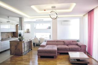 3BD Luxury Apartment in New Belgrade whit parking - 0