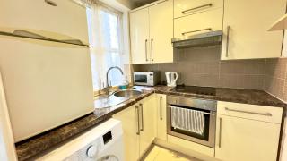 1 Bedroom Apartment Edgware Road - Londra - 0