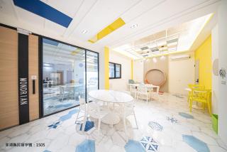 Mondrian Seaview Guest House - Magong - 9