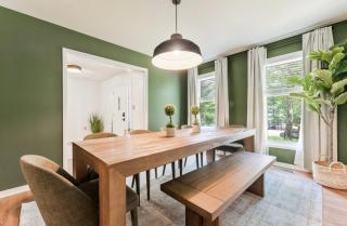 Dine Outdoors, Dream Indoors 5BR - 4