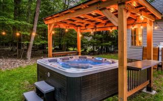 Dine Outdoors, Dream Indoors 5BR - 2