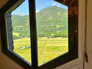 Apartament amb balcó i unes vistes úniques del Pirineu by RURAL D'ÀNEU - Esterri d'Àneu - 4