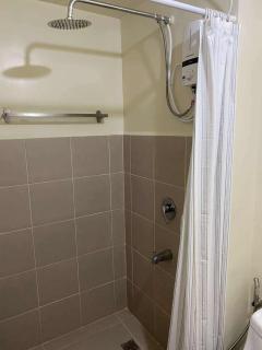 Modern Studio Condominium 2 - Manila - 3