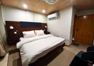 New Crown Palace Hotel - Islamabad - 9