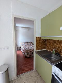 T2 climatisé avec terrasse à 200m de la plage - 1