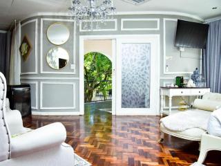 C'est La Vie Boutique Hotel - Witbank - 7