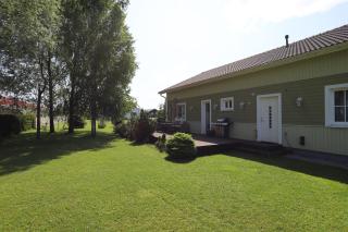 Pinetree Villa - - 7
