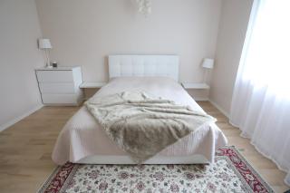 Pinetree Villa - - 4