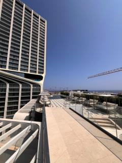Corner 1 Bed Apart in Mercury Suites with Rooftop Pool Seasonal - St. Julianʼs - 8