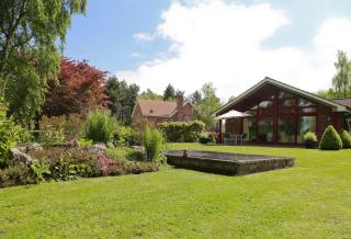 Surlingham Lodge Two Adjacent Cottages Sleeping 8 - Norwich - 7