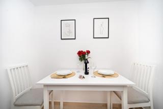 Modern Apartment with Free Private Parking in Timisoara - 3