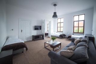 OperaHostel - 0