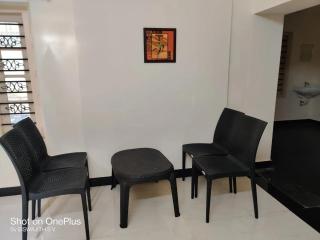 Aiswarya Inn - Trivandrum - 1