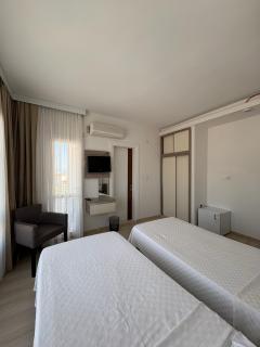 Amphora Hotel - Ayvalık - 1