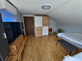 Къща за гости Спирката 2 - 8