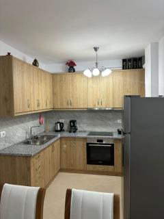 Tranquility Apartment - Saranda - 8