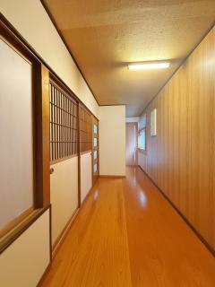 和美庵 有7个卧室和宽敞的餐厅客厅 整栋出租 可住18人 国分寺旁 距车站 朝市 古街等景区步行6分钟 - Takayama - 2