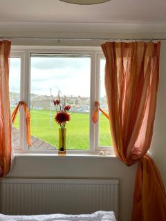 Carol's Place near Porthcawl, Margam Park, 3mins to M4 - Kenfig Hill - 1
