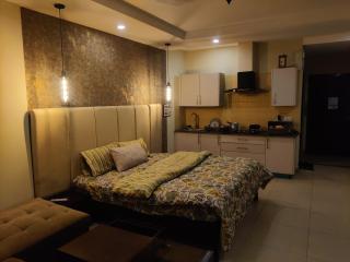 Studio Murree facing apartment In Bahria Enclave - Islamabad - 8